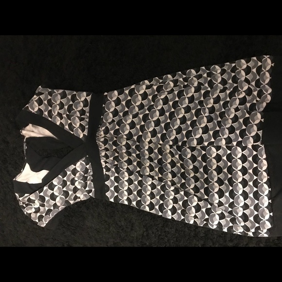 Wet Seal Open Back Dress - Picture 2 of 3